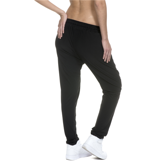 B Chic pants - Back.jpg