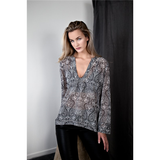 A Jordan blouse, Paisley.jpg